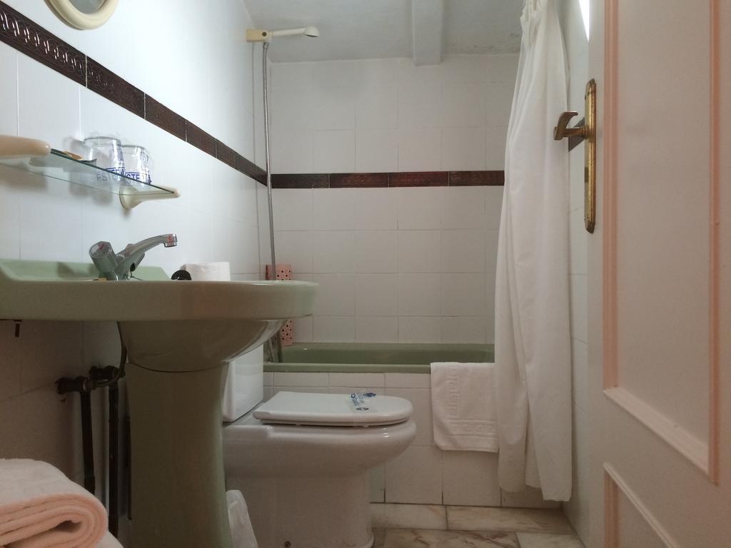Hotel Hermanos Macias Ronda Chambre photo